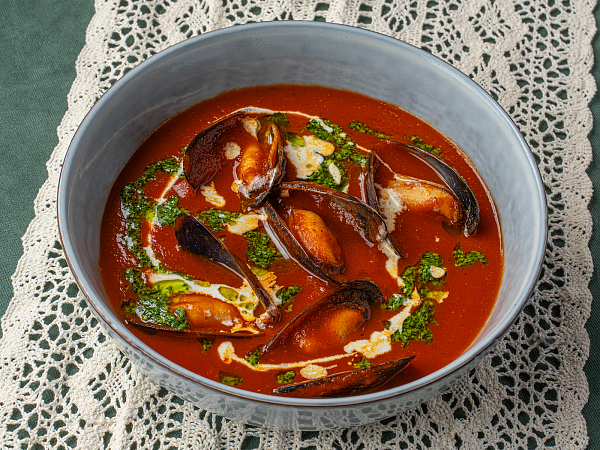 Суп томатный с мидиями